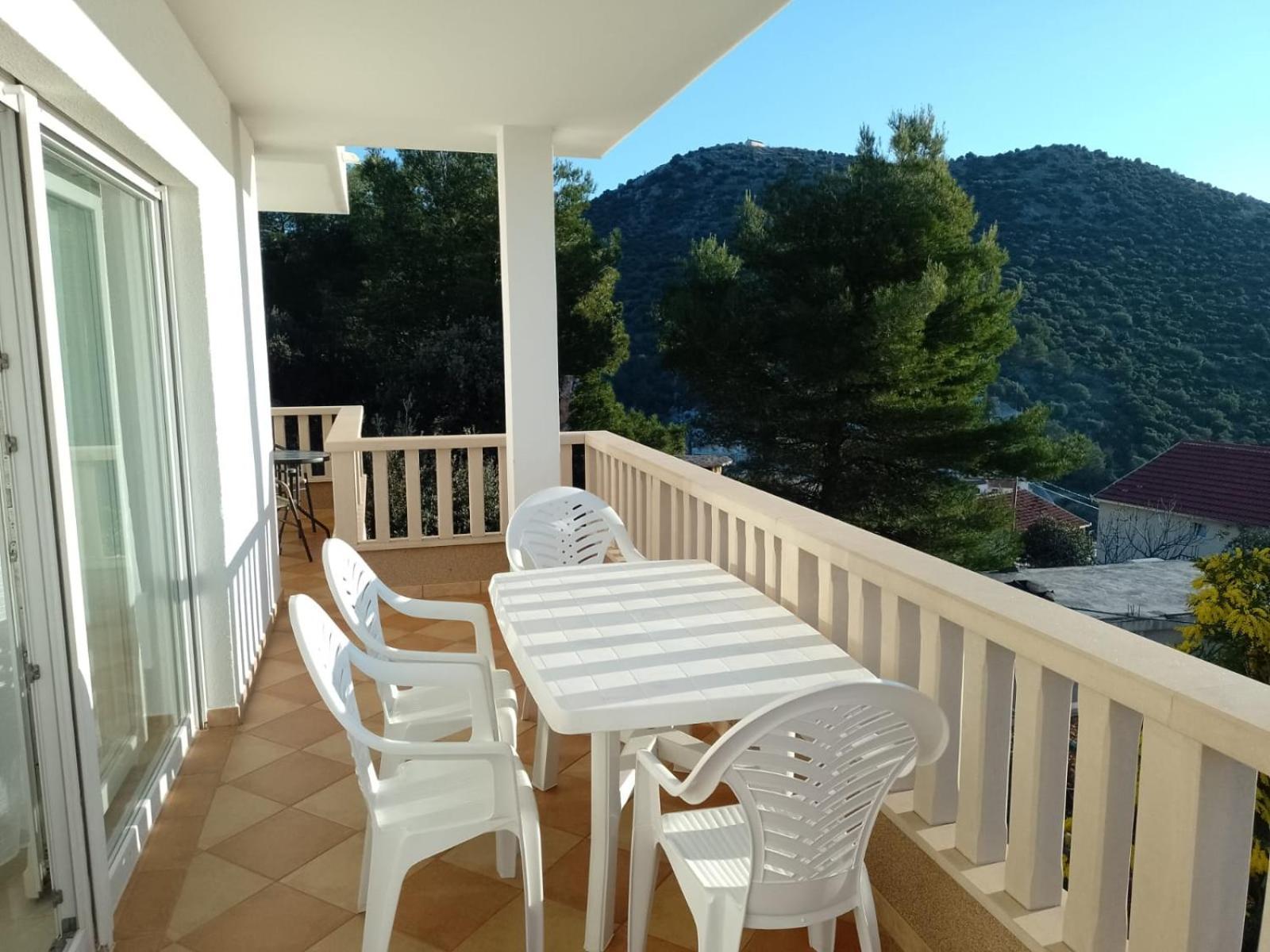 Apartments Silvije 玛里纳 外观 照片